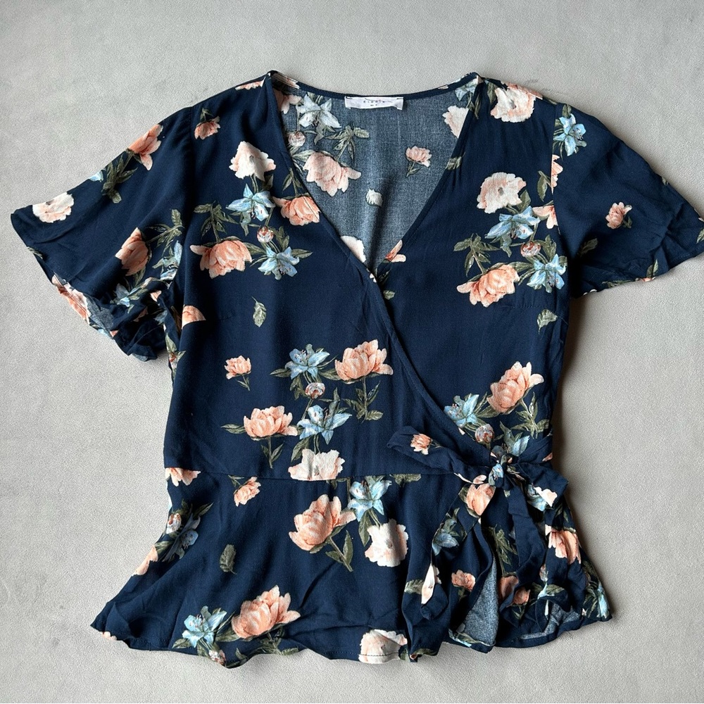 Elodie ~ Floral Peplum Top with Side Tie ~ Women’s Size Small